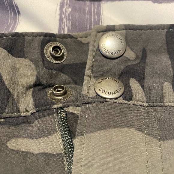 Columbia Women's Trail Omni-Shade™ Comfort Stretch Capri Pants - Size 8 - Picture 10 of 10